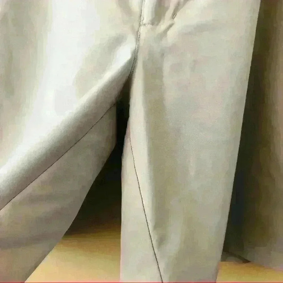 PGA Tour Flat Front Shorts. - Picture 4 of 5